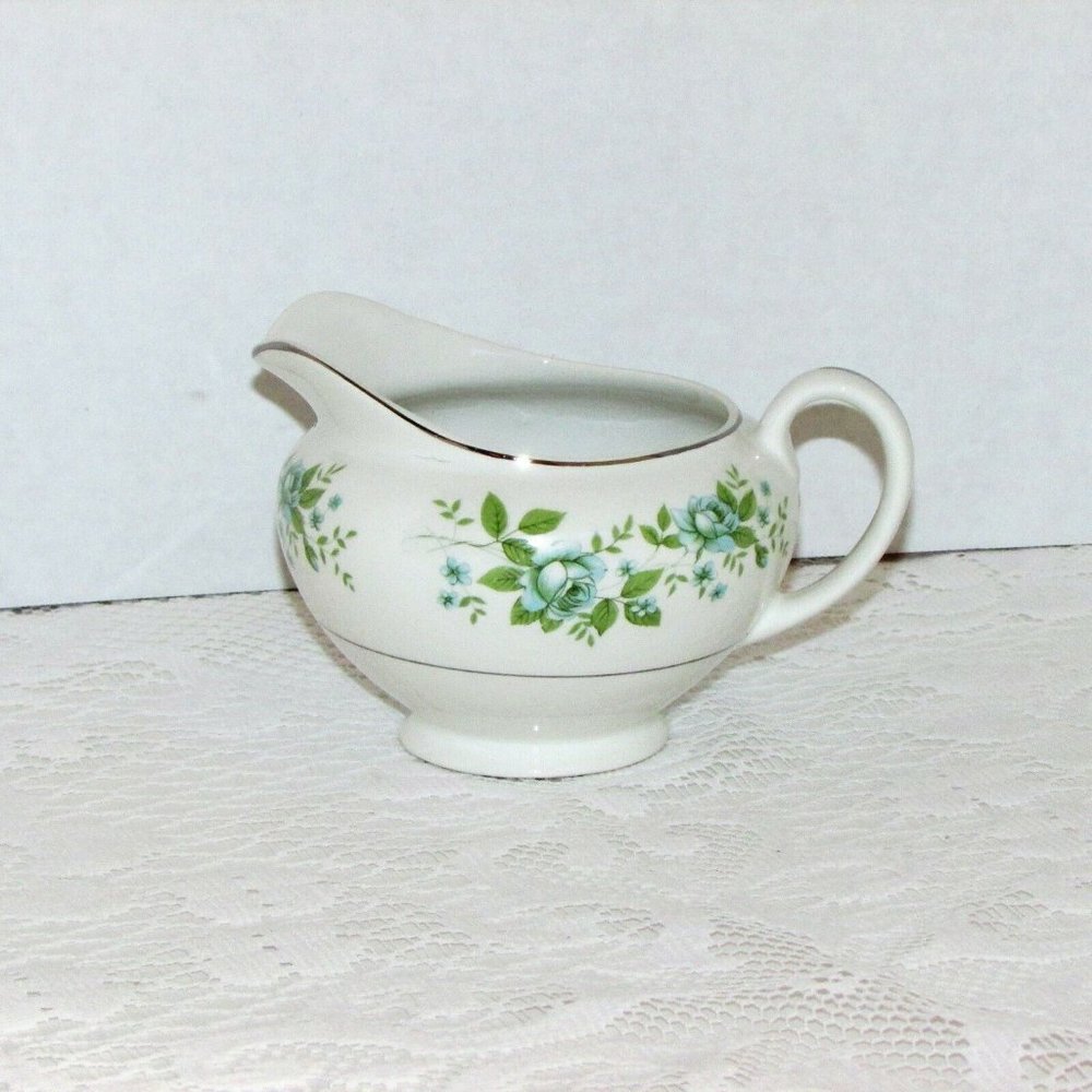 Johnson Bros. Erindale Creamer Snowhite Regency Vintage Floral Cottagecore J.B.